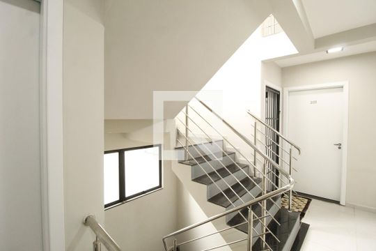 Corredor de apartamento para alugar com 1 quarto, 31m² em Jardim Algarve, Alvorada