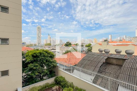 Vista da Rua de kitnet/studio para alugar com 1 quarto, 32m² em Cambuci, São Paulo