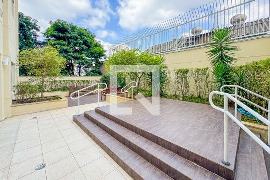 Área comum de kitnet/studio para alugar com 1 quarto, 32m² em Cambuci, São Paulo