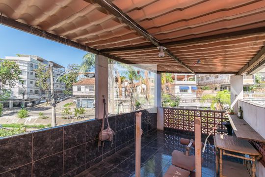 Terraço de casa à venda com 2 quartos, 100m² em Brás de Pina, Rio de Janeiro