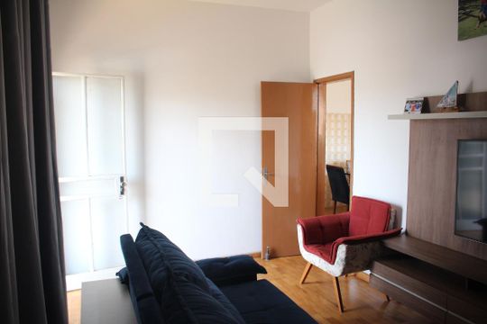Sala de casa à venda com 3 quartos, 360m² em Inconfidentes, Contagem
