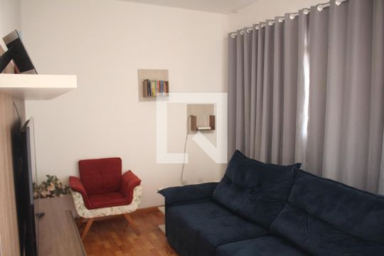 Sala de casa à venda com 3 quartos, 360m² em Inconfidentes, Contagem