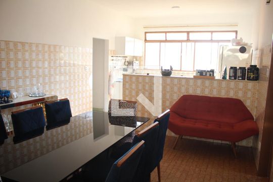 Cozinha de casa à venda com 3 quartos, 360m² em Inconfidentes, Contagem