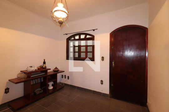Saleta de casa à venda com 5 quartos, 255m² em Parque Marajoara, Santo André