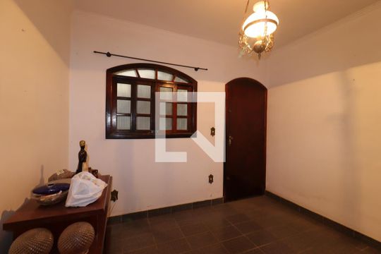 Saleta de casa à venda com 5 quartos, 255m² em Parque Marajoara, Santo André