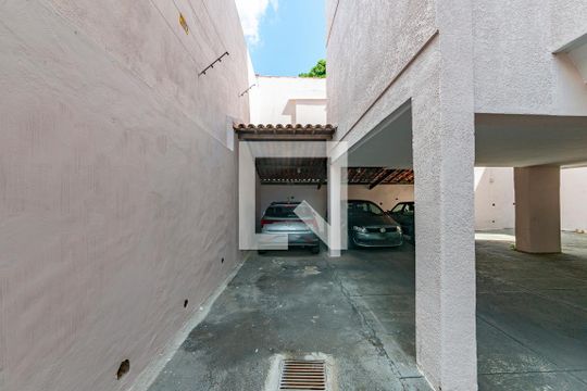 Garagem de apartamento para alugar com 3 quartos, 75m² em Jardim America, Belo Horizonte