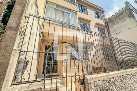 Fachada de apartamento para alugar com 2 quartos, 70m² em Botafogo, Rio de Janeiro