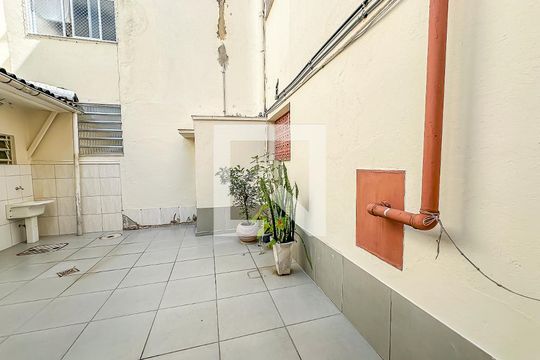 Área comum de apartamento para alugar com 2 quartos, 70m² em Botafogo, Rio de Janeiro