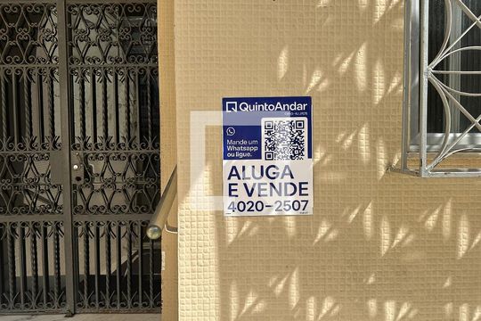 Placa de apartamento para alugar com 2 quartos, 70m² em Botafogo, Rio de Janeiro