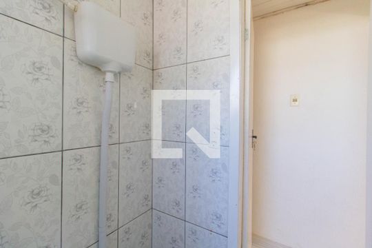 Banheiro de casa para alugar com 2 quartos, 120m² em Mathias Velho, Canoas