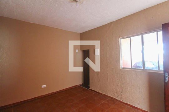Casa para alugar com 1 quarto, 34m² em Vila Antonieta, São Paulo