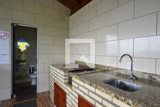 Cozinha 2 de casa para alugar com 3 quartos, 200m² em Ribeirão da Ilha, Florianópolis