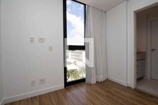 Suíte 2 de apartamento para alugar com 3 quartos, 80m² em Bairro Park Sul, Brasília