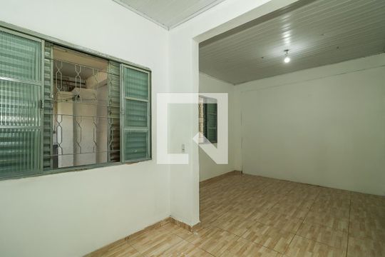 Quarto Suíte de casa à venda com 2 quartos, 120m² em Farrapos, Porto Alegre