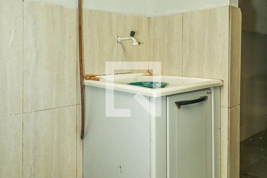 Área de Serviço de casa à venda com 2 quartos, 120m² em Farrapos, Porto Alegre