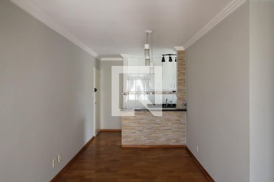 Sala de apartamento para alugar com 3 quartos, 57m² em Vila Mendes, São Paulo