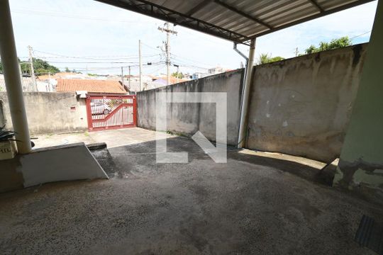 Garagem de casa à venda com 2 quartos, 80m² em Jardim Nilópolis, Campinas