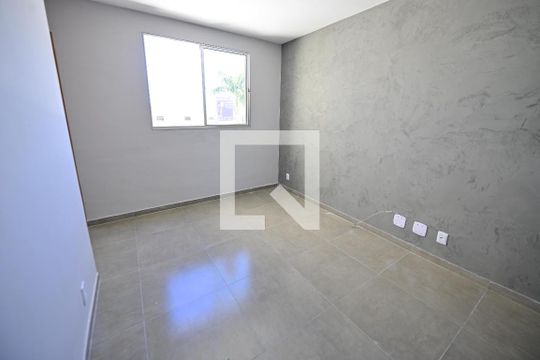 Sala de apartamento para alugar com 2 quartos, 45m² em Bairro Santa Rita, Goiânia