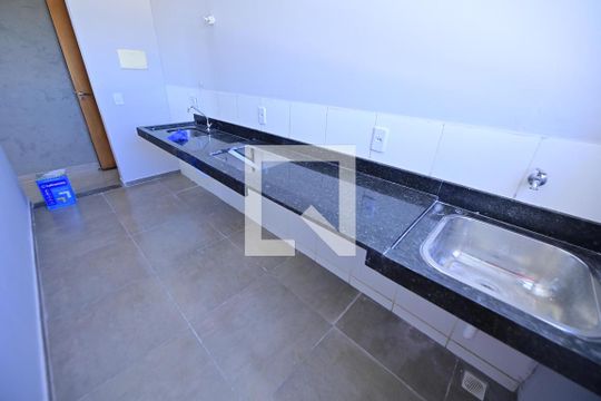 Área de Serviço de apartamento para alugar com 2 quartos, 45m² em Bairro Santa Rita, Goiânia