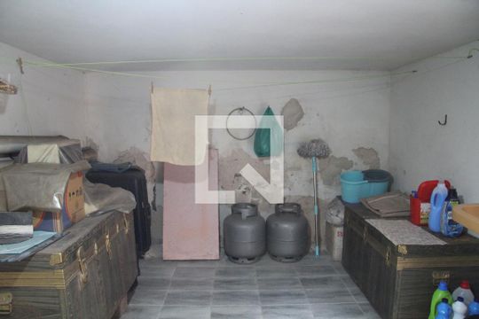 Área de Serviço de casa para alugar com 4 quartos, 285m² em Vila Tibagi, Guarulhos