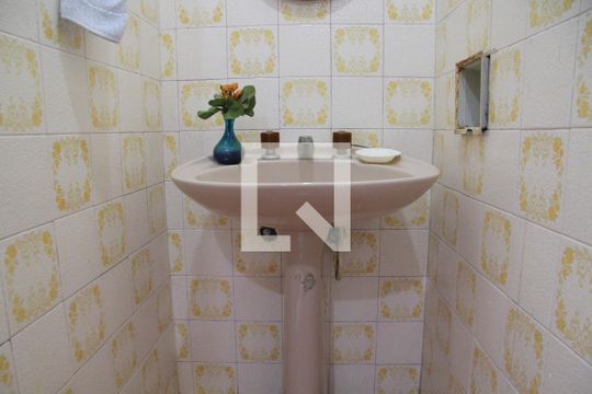 Lavabo de casa à venda com 4 quartos, 285m² em Vila Tibagi, Guarulhos