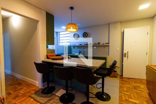 Cozinha de apartamento à venda com 2 quartos, 67m² em Perdizes, São Paulo