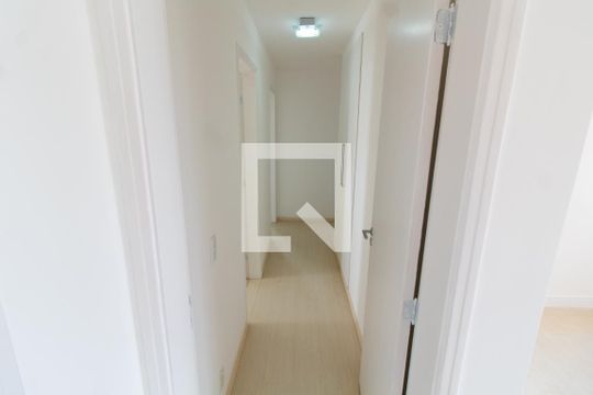 Corredor de apartamento à venda com 4 quartos, 256m² em Vila Brandina, Campinas