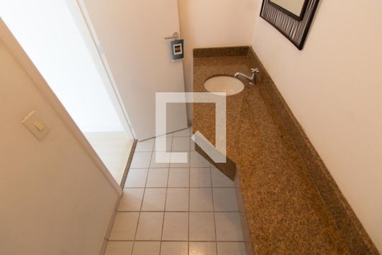 Lavabo de apartamento à venda com 4 quartos, 256m² em Vila Brandina, Campinas