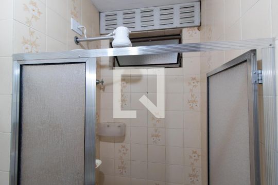 Banheiro de apartamento para alugar com 1 quarto, 34m² em Vila Eliza, Campinas