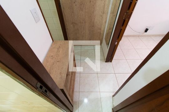 Corredor de apartamento para alugar com 1 quarto, 34m² em Vila Eliza, Campinas