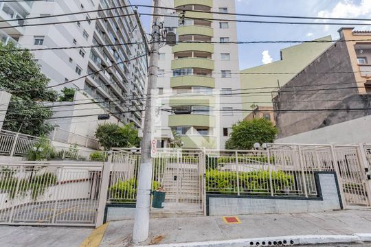 Fachada de apartamento para alugar com 2 quartos, 69m² em Aclimação, São Paulo