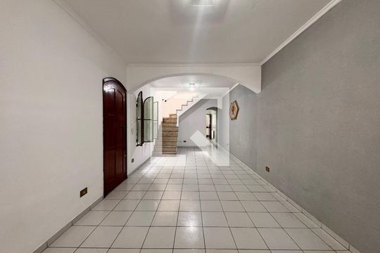 Sala de casa para alugar com 3 quartos, 165m² em Jardim Las Vegas, Santo André