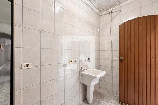 Lavanderia de casa para alugar com 3 quartos, 165m² em Jardim Las Vegas, Santo André