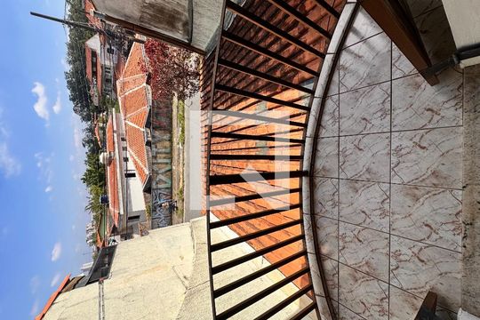 Sacada de casa para alugar com 3 quartos, 165m² em Jardim Las Vegas, Santo André