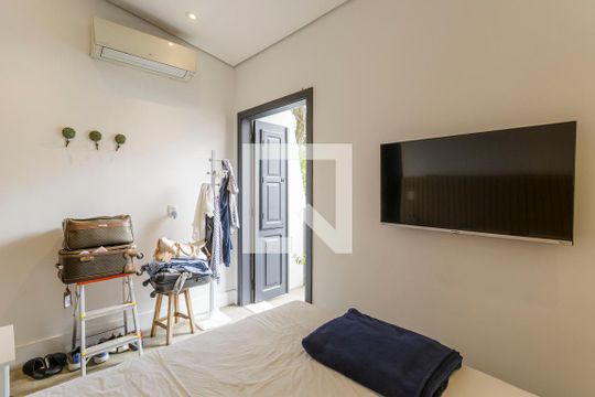 Suíte 1 de casa de condomínio à venda com 2 quartos, 95m² em Vila Olímpia, São Paulo