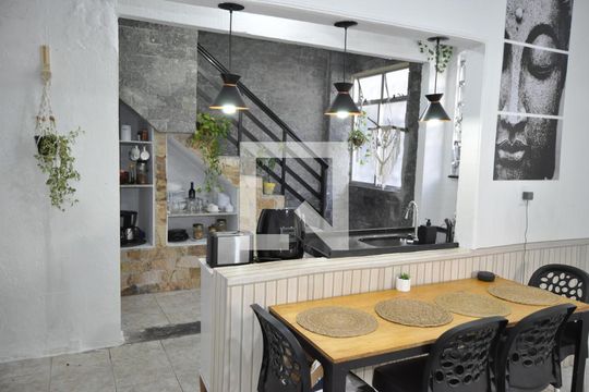 Sala de casa à venda com 3 quartos, 165m² em Engenho de Dentro, Rio de Janeiro