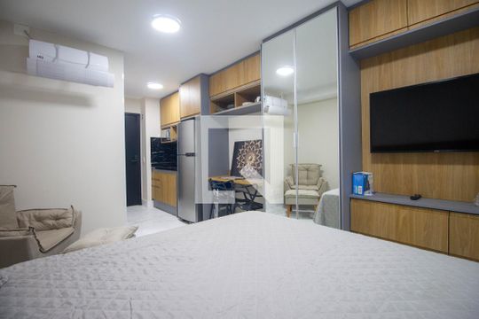 Quarto  de apartamento para alugar com 1 quarto, 24m² em Vila Cordeiro, São Paulo
