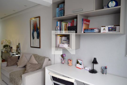 Sala de apartamento para alugar com 1 quarto, 75m² em Pinheiros, São Paulo