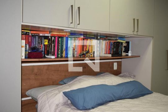 Suíte de apartamento para alugar com 1 quarto, 75m² em Pinheiros, São Paulo