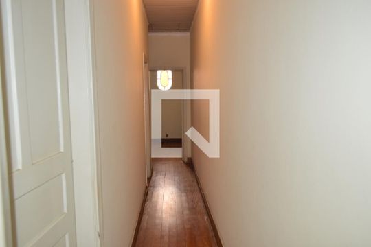Corredor de casa à venda com 4 quartos, 160m² em Ipiranga, São Paulo