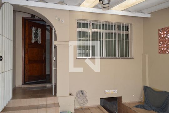 Garagem de casa à venda com 4 quartos, 160m² em Ipiranga, São Paulo