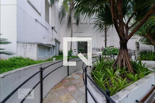 Fachada de apartamento à venda com 2 quartos, 62m² em Tijuca, Rio de Janeiro