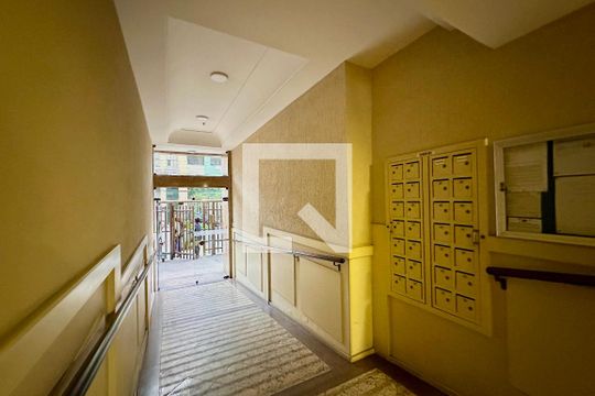 Portaria de apartamento para alugar com 2 quartos, 79m² em Catete, Rio de Janeiro