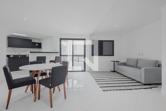 Sala de apartamento para alugar com 2 quartos, 110m² em Pinheiros, São Paulo