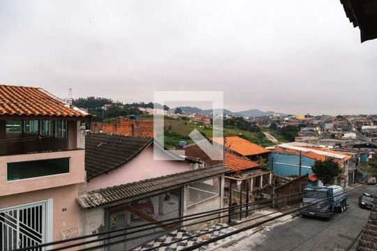 Vista de casa à venda com 3 quartos, 138m² em Vila São João Batista, Guarulhos