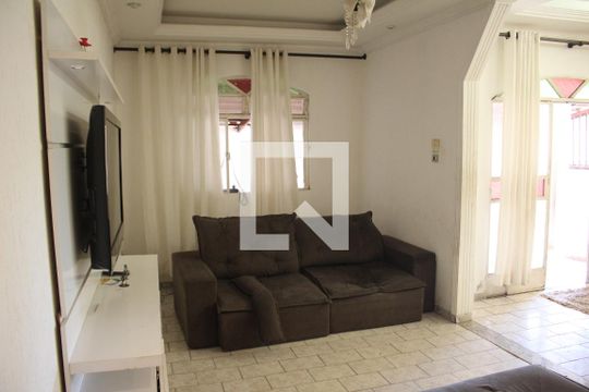 Sala de casa para alugar com 3 quartos, 358m² em Milionários, Belo Horizonte