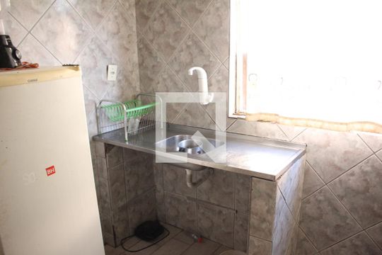 Cozinha de casa para alugar com 3 quartos, 358m² em Milionários, Belo Horizonte