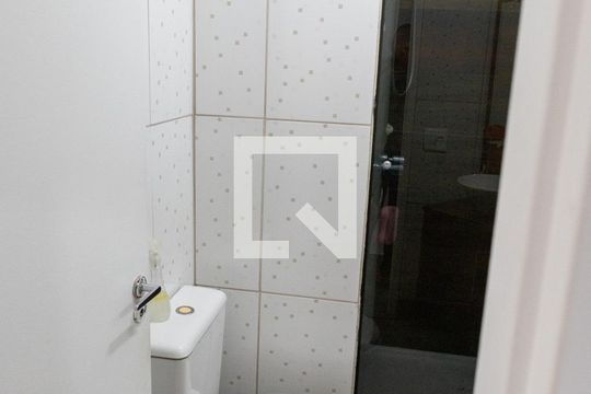 Banheiro de apartamento para alugar com 3 quartos, 52m² em Americanópolis, São Paulo