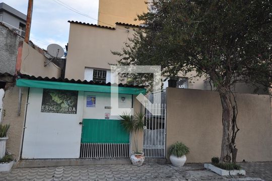 Fachada de casa à venda com 3 quartos, 190m² em Vila Medeiros, São Paulo