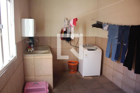 Área de Serviço Casa 2 de casa à venda com 4 quartos, 370m² em Pindorama, Belo Horizonte